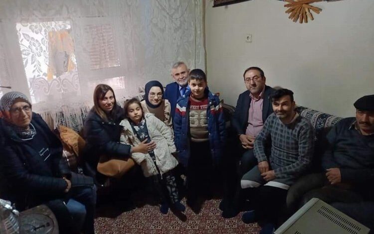 Bursa Keles'te depremzedelere yönelik destekler sürüyor 1 1UGTrr7756k10G |