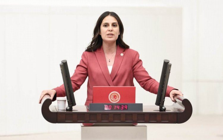 CHP'li Özcan: Tasarrufunuz çocukların lokmasından kısmak mı? 1 1r33rUGT407k0G |