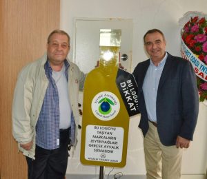 başkan gençer 14 yıl önce başlattıkları zeytin hasat şenliğinin ayvalık zeytinyağnın tanıtımında etkin rol üstlendiğini belirttiç e1537096118337 |