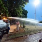 EDREMİT'TE PARKLAR YIKANIYOR 2 EDR 2705 2 |