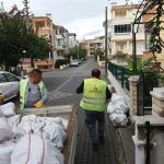 EDREMİT BELEDİYESİ’NDEN YAKACAK YARDIMI 2 EDR 2511 3 |