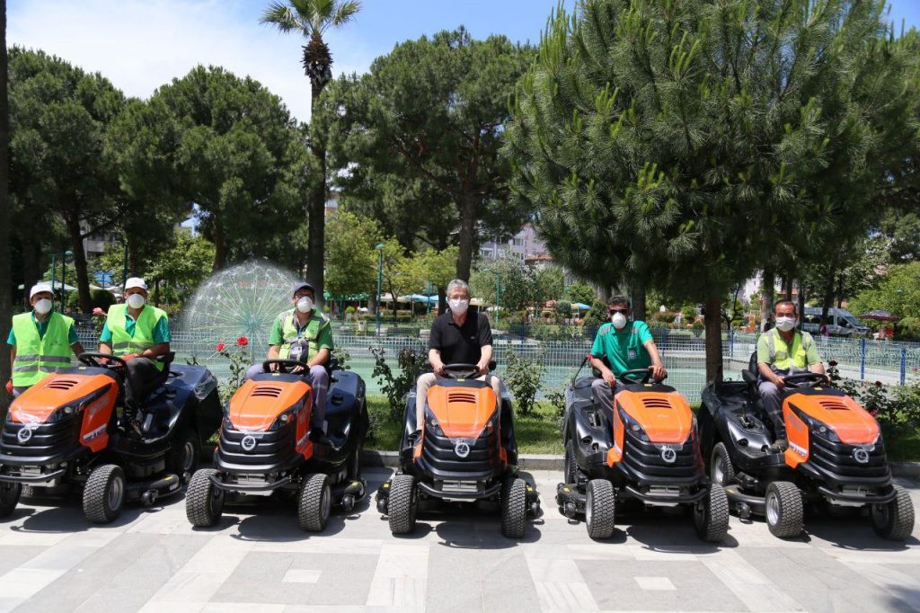 edremit çim biçme traktörü 1 |