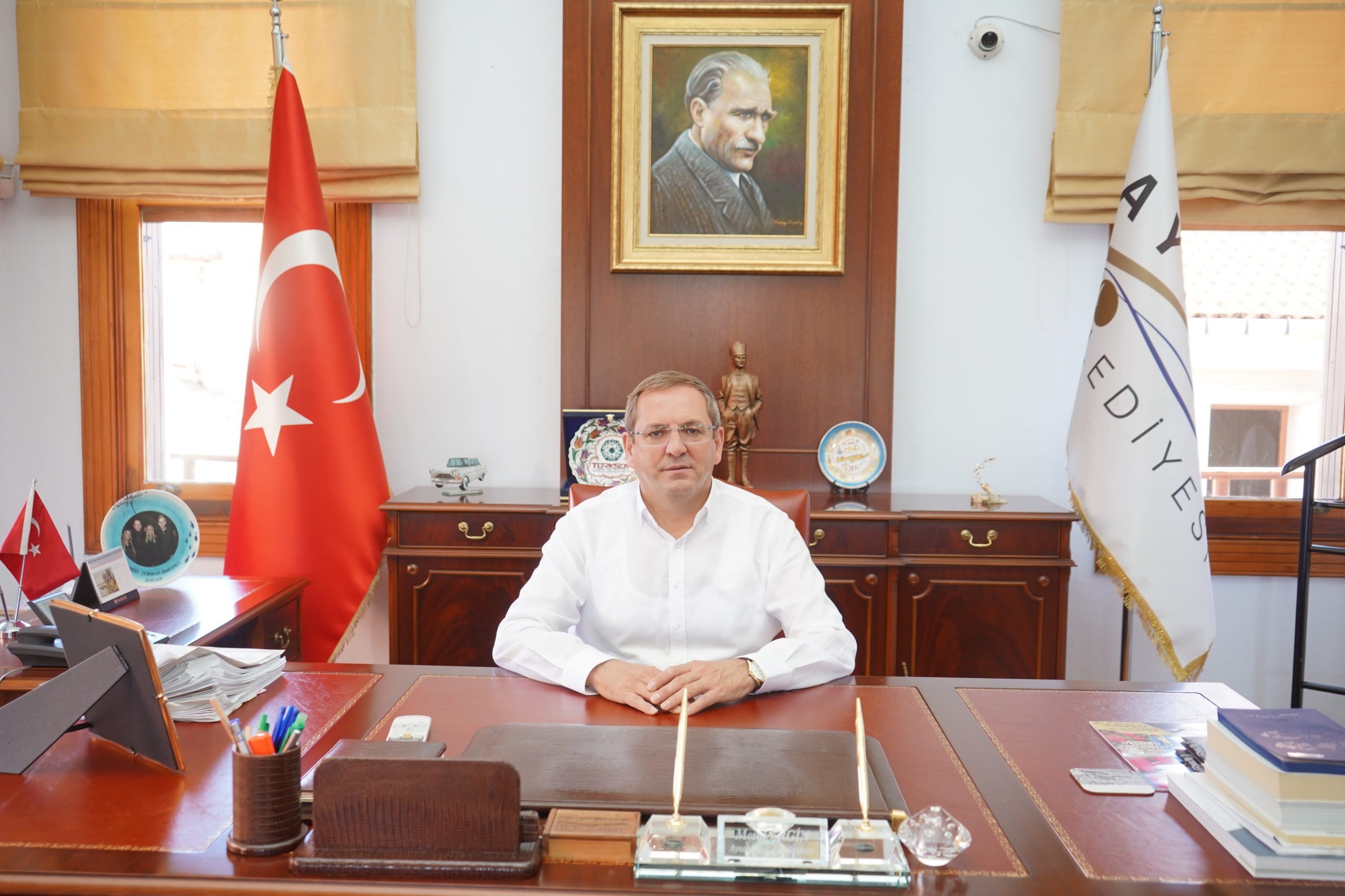 Ayvalik Belediye Baskani Mesut Ergin 2 scaled |