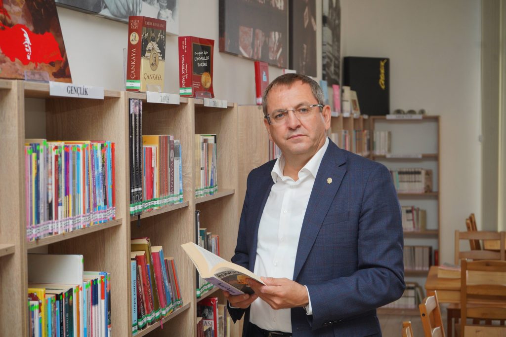 Ayvalik Belediye Baskani Mesut Ergin 2 1 |