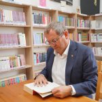 SESLİ KÜTÜPHANE KURULDU 2 AYVALIK BELEDIYE BASKANI MESUT ERGIN 2 |