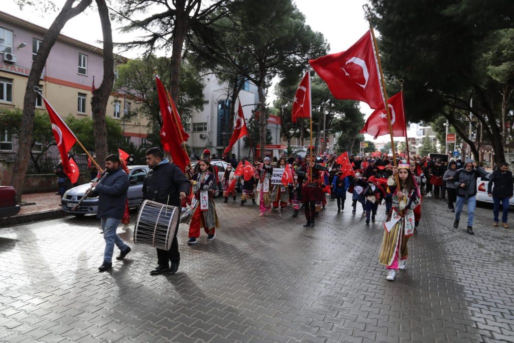 BURHANIYEDE COSKULU HASAT FESTIVALI.. 14 |
