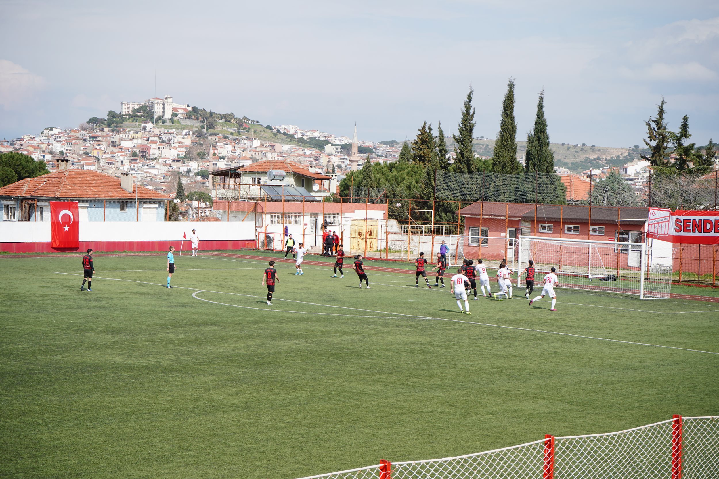 AYVALIKGUCUNDEN FARKLI GALIBIYET 3 |