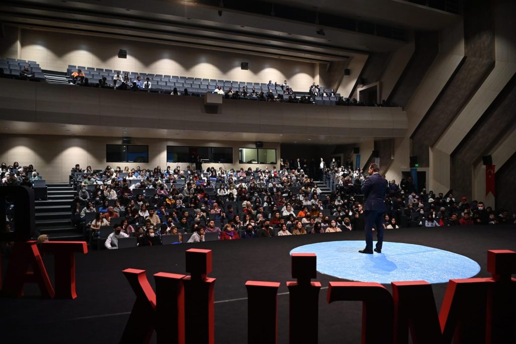 buyuksehir gencleri girisimcilerle bulusturdu 9 |