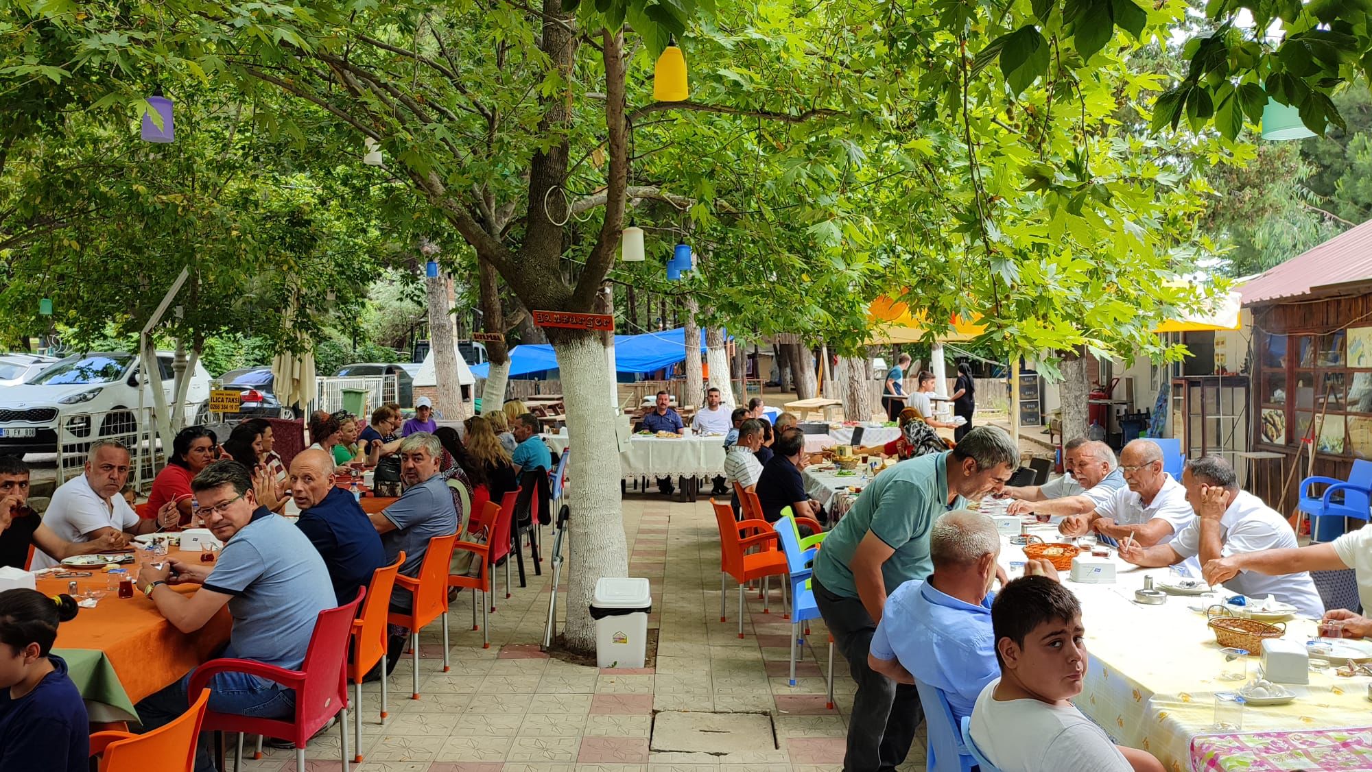 Edremit’te MHP teşkilatı kahvaltıda buluştu 3 dffcea31 5c12 4c36 bacd 71f5c5b3d598 |