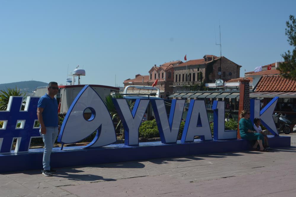 AW662501 01 |