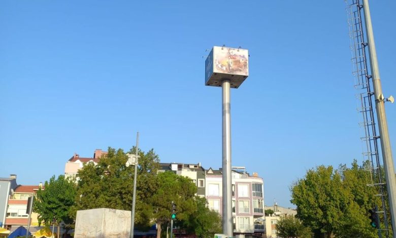 AW696109 01 |