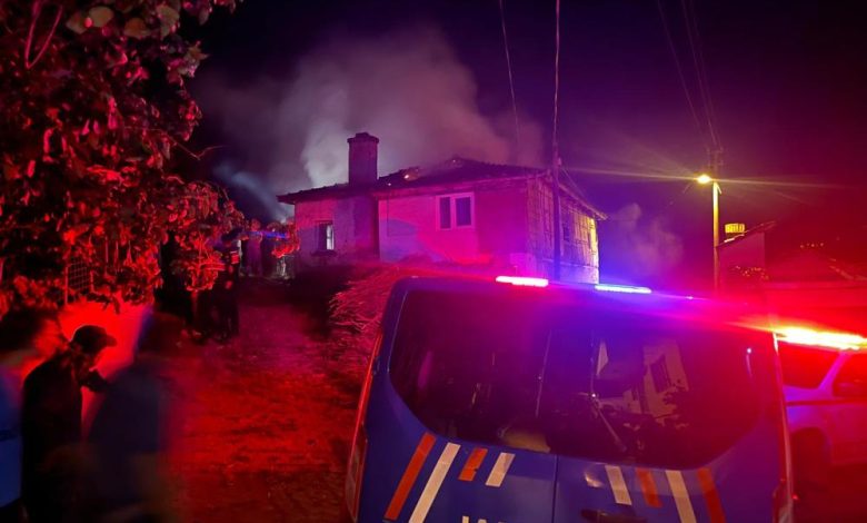 Patlıcan közlerken evi yaktı 1 AW696518 01 |