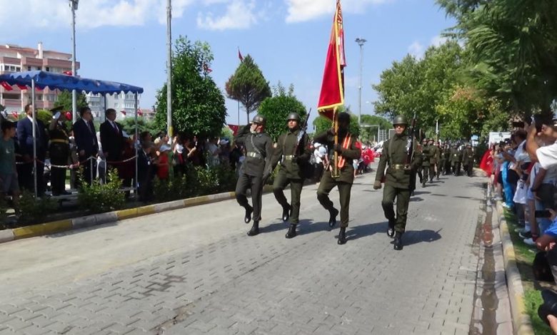 30 Ağustos Zafer Bayramı Edremit’te törenler ile kutlandı 1 AW701139 01 |