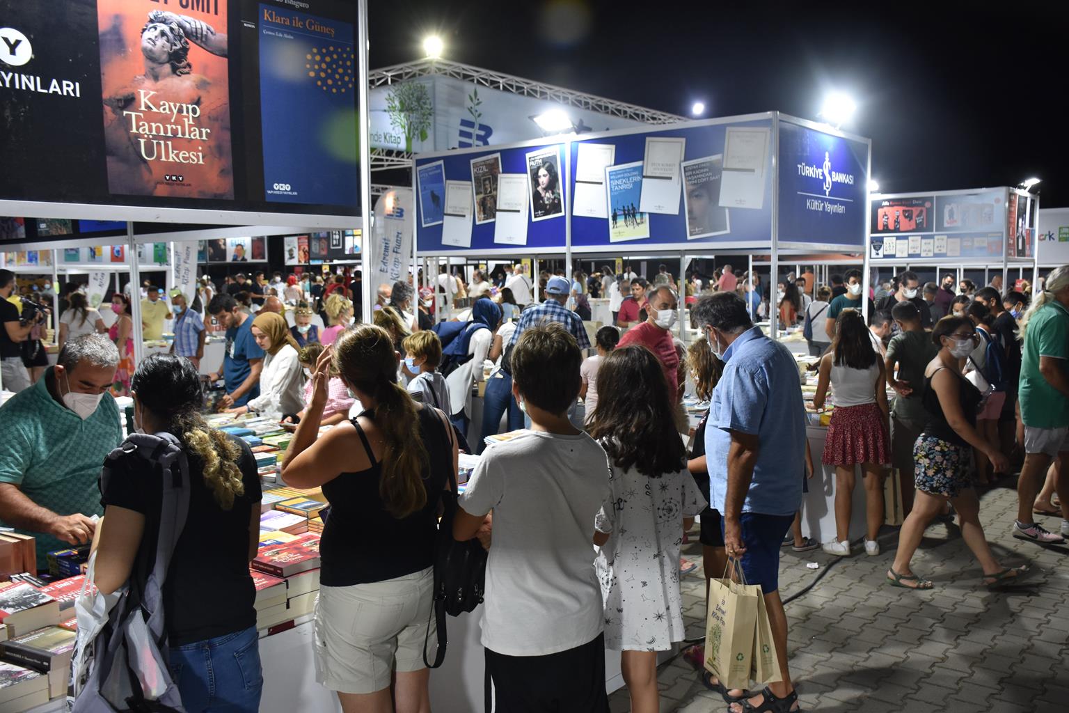 Edremit Kitap Fuari 2021 arsiv 2 |
