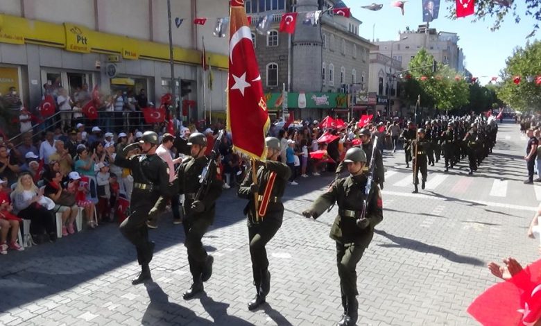 Edremit’in düşman işgalinden kurtuluşunun 100. yıl dönümü törenler ile kutlandı 1 AW708937 01 |