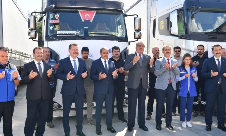 Balıkesir'den Pakistan'a yardım eli 1 AW711998 01 |