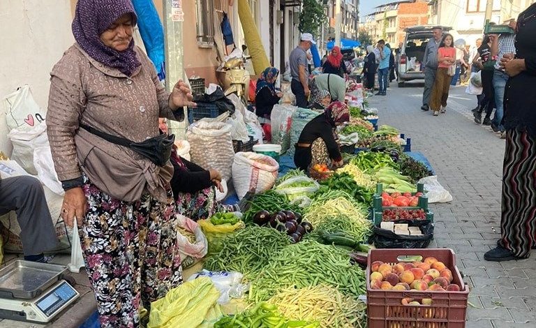 Vatandaşın tercihi Havran Köylü Pazarı 1 AW714140 02 |