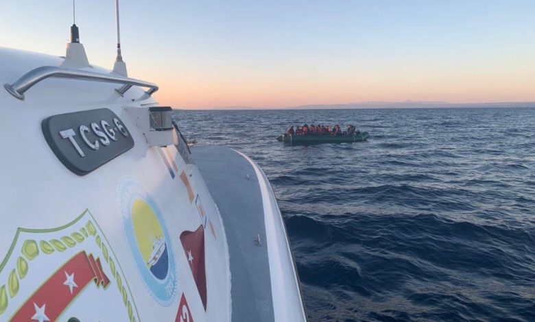 Çanakkale açıklarında 54 düzensiz göçmen kurtarıldı 1 AW718390 01 |