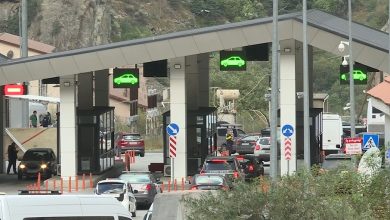 Rusya-Gürcistan sınır kapısında 6 kilometrelik araç kuyruğu 6 AW719657 01 |