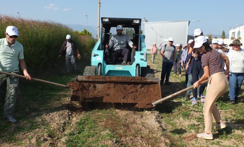 Dizi oyuncusundan girişimcisine, çiftçi olmak için eğitim alıyorlar 1 AW745946 03 |