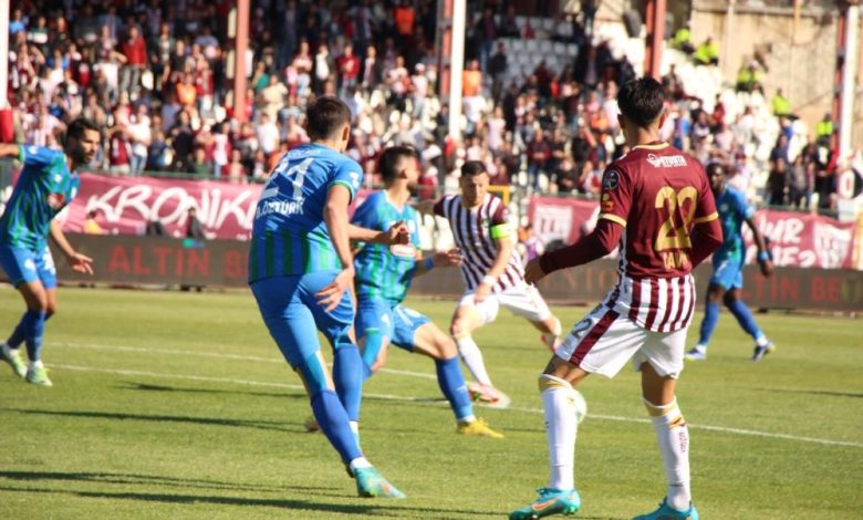 Spor Toto 1. Lig: Bandırmaspor: 1 - Çaykur Rizespor: 1 1 AW747307 01 |