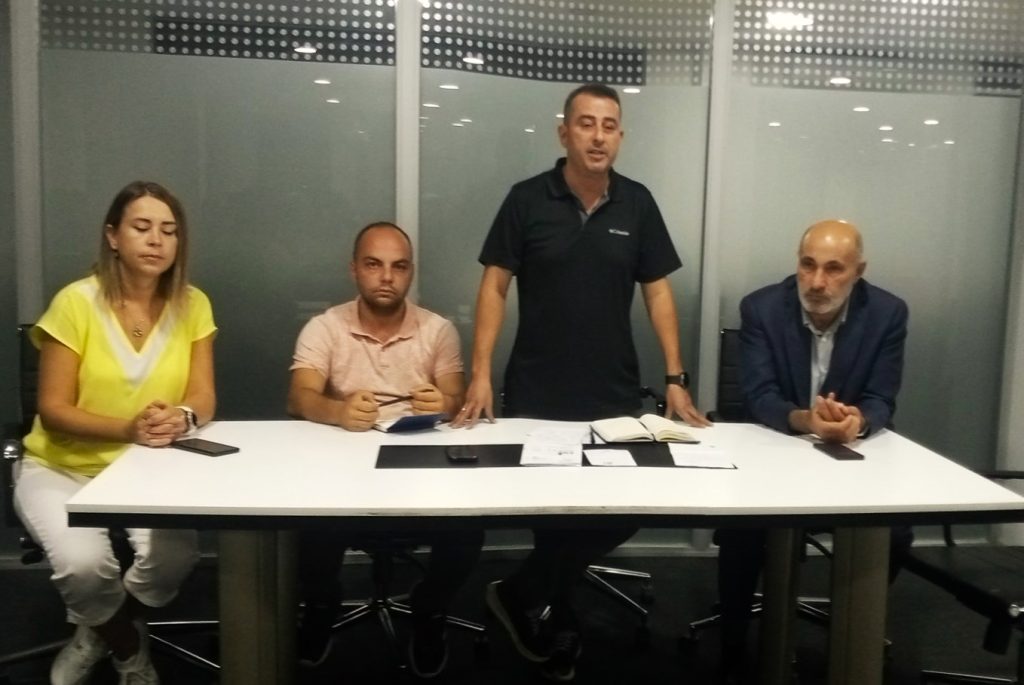 f8e6e433 b614 44b4 bacd 0231cda717ef |