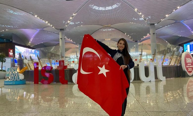 Tescilli güzel Moujan Rajaei Türk turizmini dünyaya tanıtacak 1 AW751720 01 |