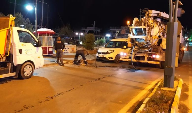 AYVALIKTA KIS HAZIRLIKLARI TAMAMLANDI EKIPLER OLUSABILECEK OLUMSUZLUKLARA KARSI TEYAKKUZDA 11 |