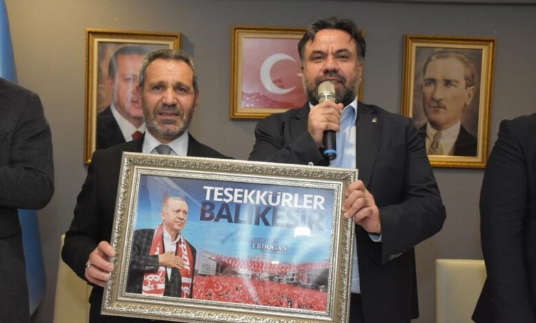 Başkan Başaran: "Erdek’i AK Parti belediyeciliği ile tekrar tanıştıracağız" 1 AW783048 05 |