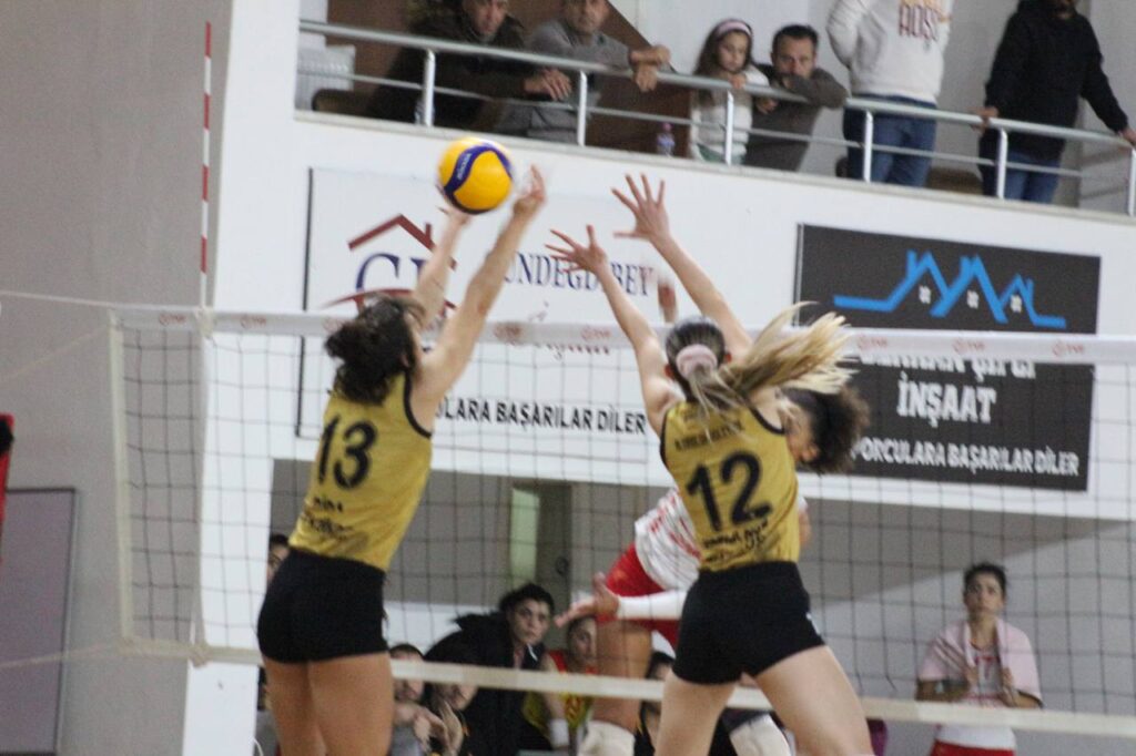 Altinoluk Voleybol 5 |