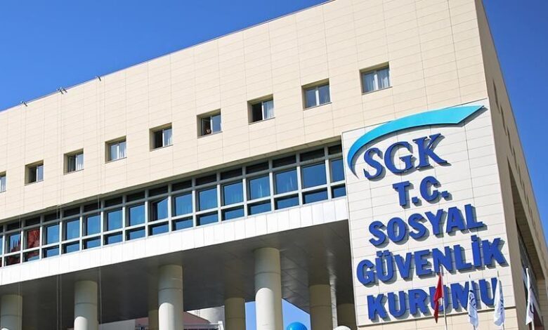 SGK'dan "Emeklilere yüzde 30'dan düşük zam yapıldığı" iddialarına dair açıklama 1 749706 485086995 |