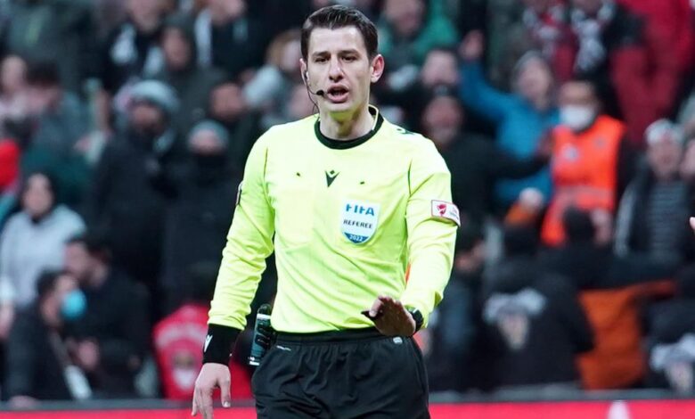 Halil Umut Meler 3. kez Fenerbahçe - Galatasaray derbisinde düdük çalacak 1 AW798044 02 |