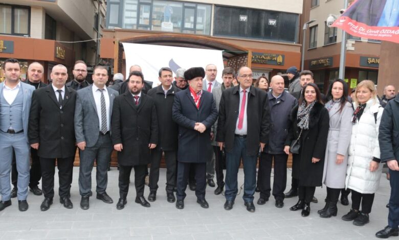 MHP’li Meclis Üyesinden Özdağ’da ülkücülük mesajı 1 AW815639 01 |