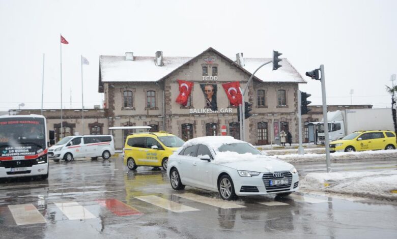 Balıkesir'de kar ulaşıma engel olmadı 1 AW821451 03 |
