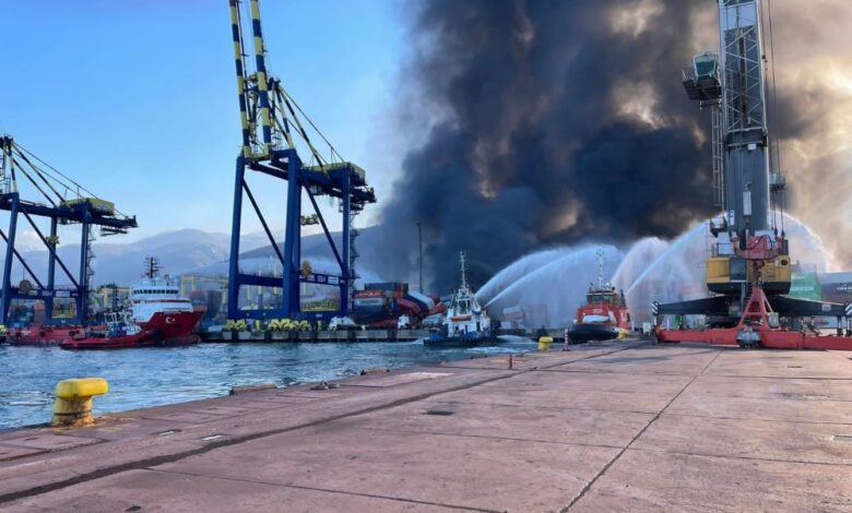 İskenderun Limanı'ndaki yangın kontrol altına alındı 1 AW823440 02 |