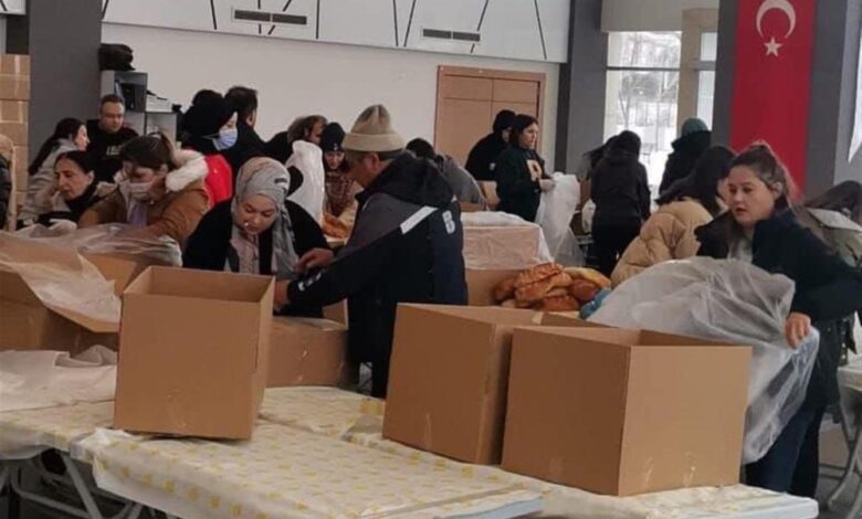 Balıkesir'den Gıda yüklü 5 tır daha yola çıktı 1 AW823912 02 |