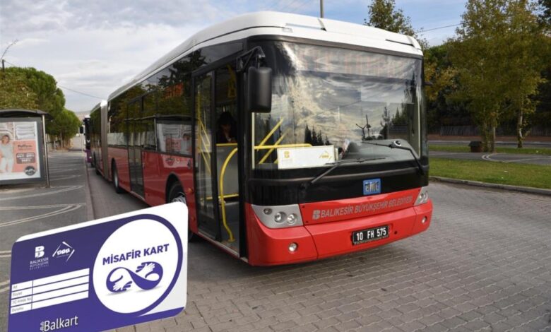 AW834904 01 |