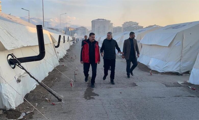 Başkan Yılmaz, Malatya’da ayak basmadık yer bırakmadı 1 AW835638 02 |