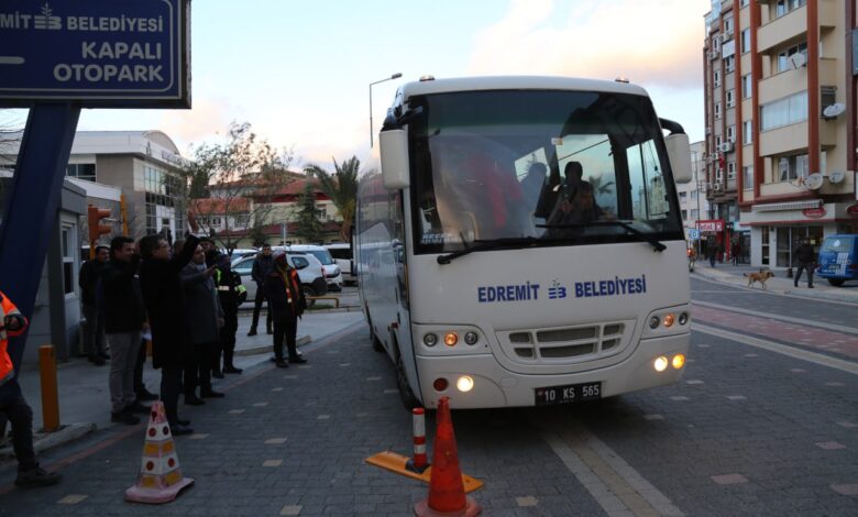 Edremit Belediyesi ilk yardım ekibi deprem bölgesine gitti 1 Edremit ilk yardim ekibi 4 |