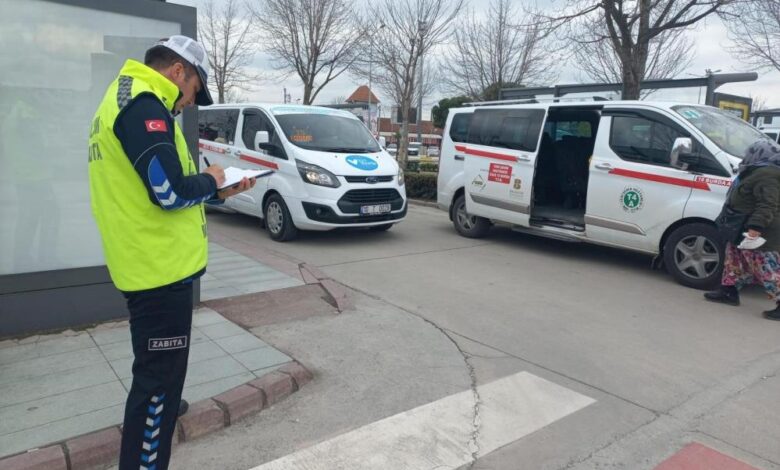 Balıkesir Büyükşehir'den Toplu taşıma araçları denetimde 1 AW847712 01 |