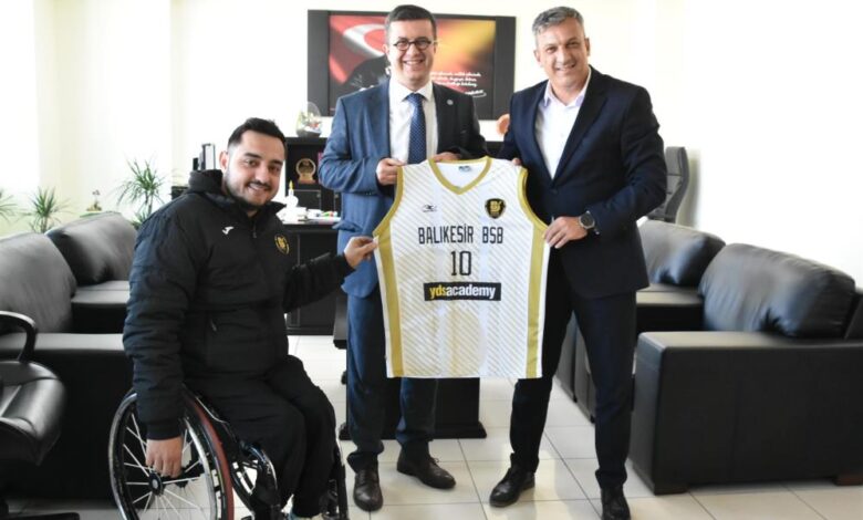 Tekerlekli Sandalye Basketbol Takımı’na Üniversiteden sağlık desteği 1 AW852675 04 |