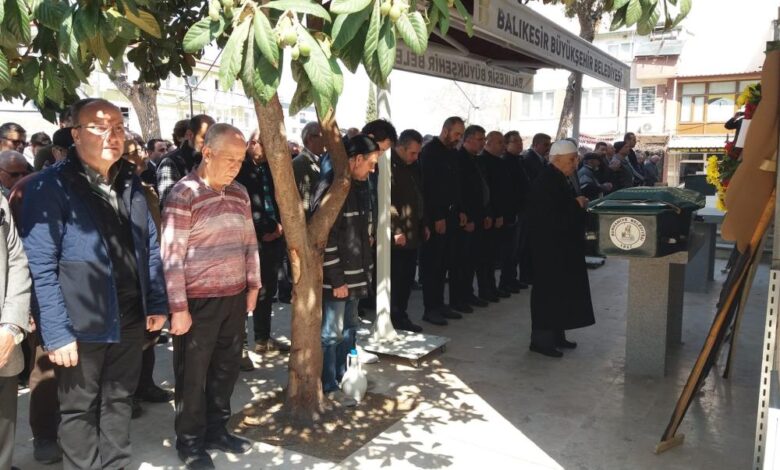 Burhaniye’de Murat Yazgan’ın acı günü 1 AW856469 03 |