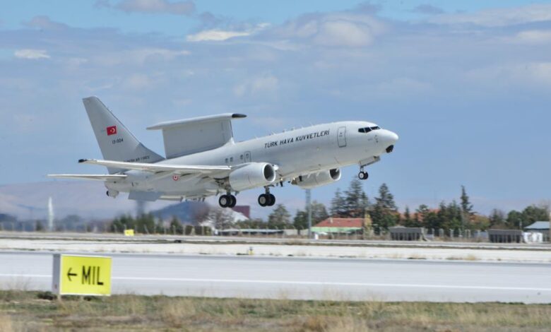 AW858928 02 |