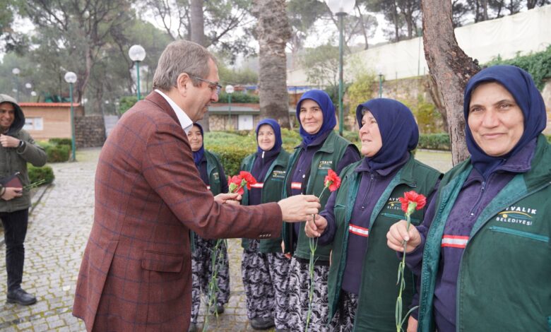 Mesut Ergin, “Cinsiyete dayalı ayrımcılıkla mücadele etmeliyiz” 1 MESUT ERGIN CINSIYETE DAYALI AYRIMCILIKLA MUCADELE ETMELIYIZ 10 |