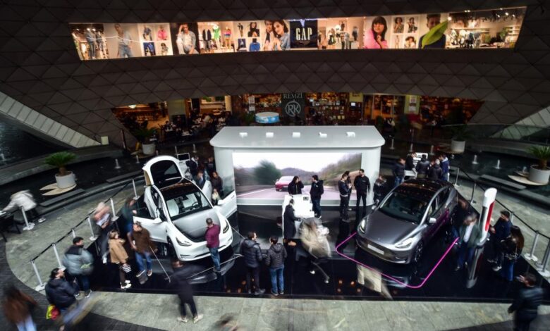 Tesla araçlara yoğun ilgi 1 AW863862 08 |