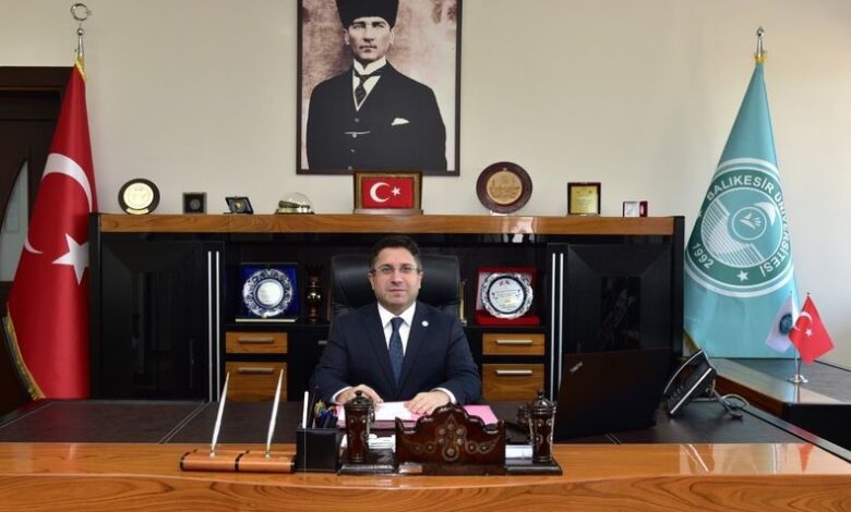 Adaletin kalbi Balıkesir Üniversitesinde atacak 1 AW866458 01 |
