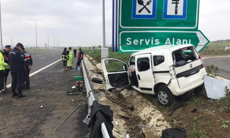 Çanakkale'de feci kaza 1 AW873771 02 |