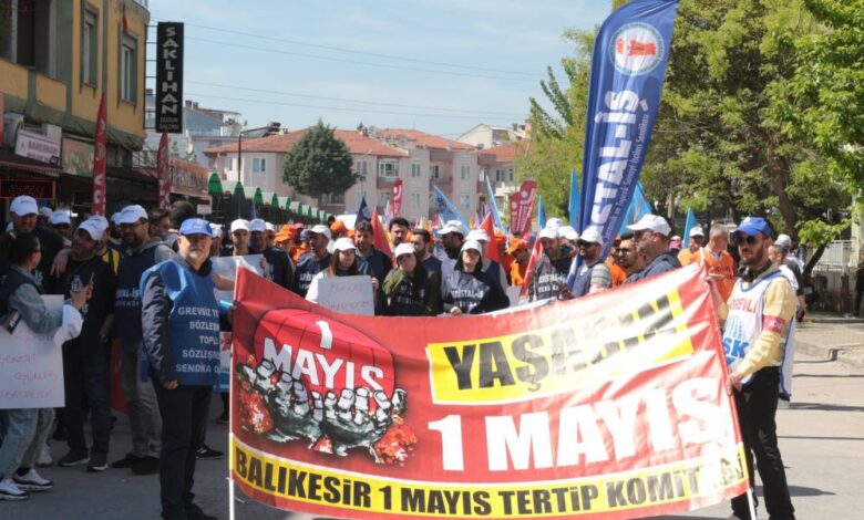 1 Mayıs Birlik-Mücadele ve Dayanışma Günü coşkuyla kutlandı 1 AW881753 01 |