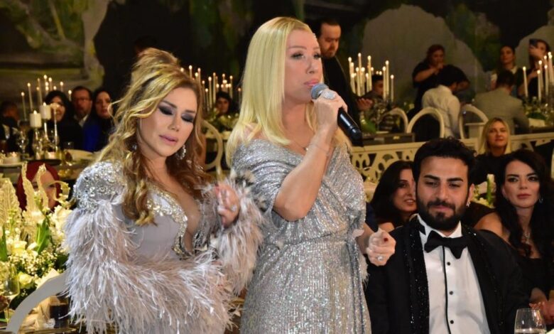 Seda Sayan ve Ceylan aynı sahnede buluştu 1 AW884027 01 |