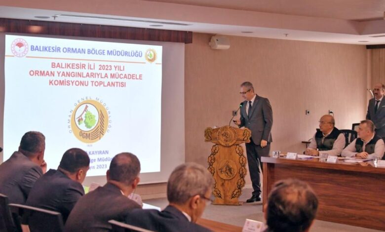 Balıkesir'de orman yangınlarına karşı önlem toplantısı 1 AW897699 01 |